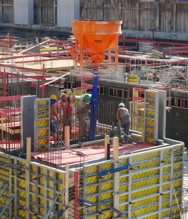 construction-site-1477687_1920